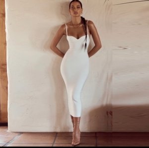 Preslecorps-pencil-dress-Lelahs